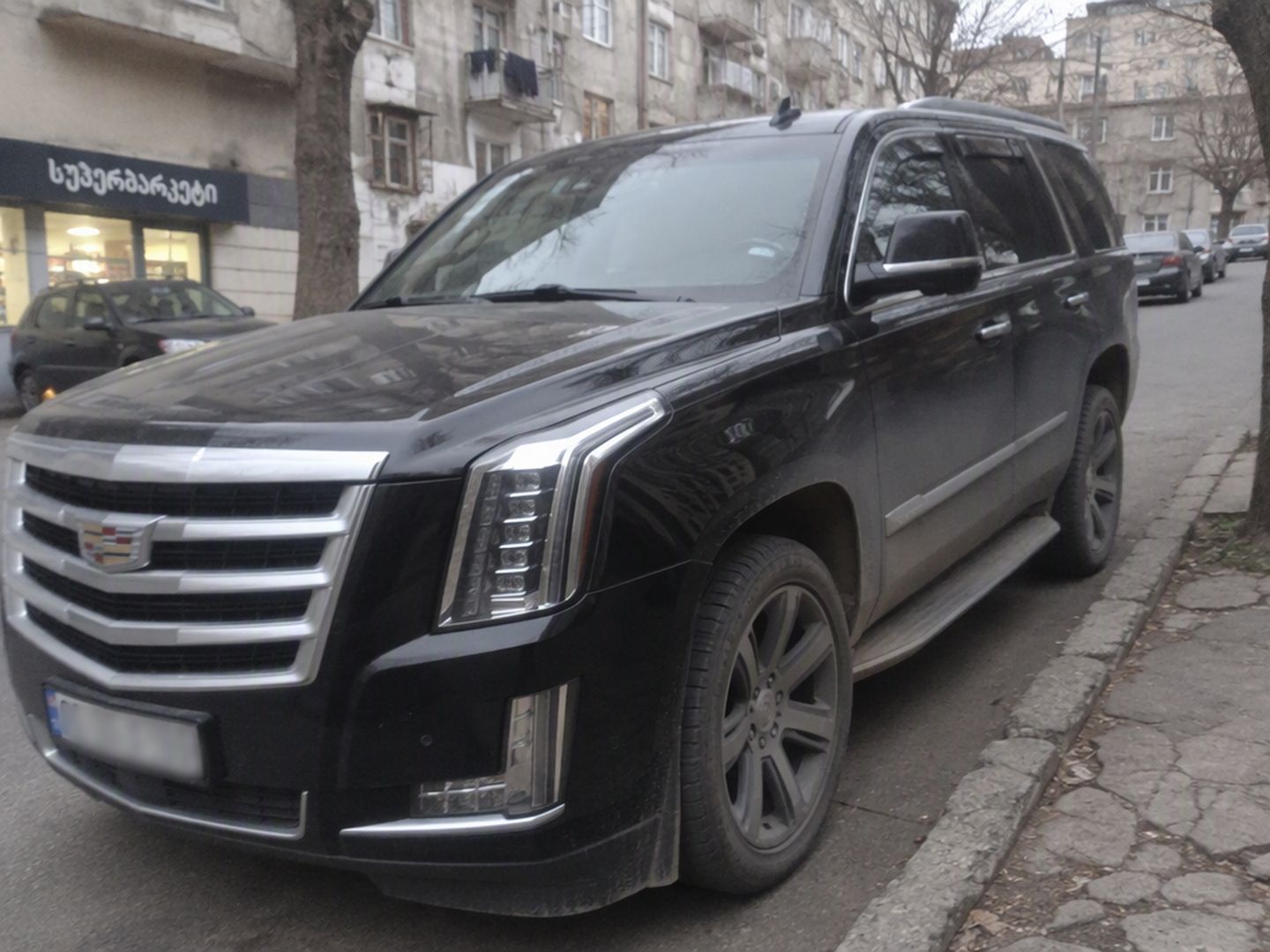 Заказать Cadillac из США в Грузию: Escalade, CT5 и акциз по объёму